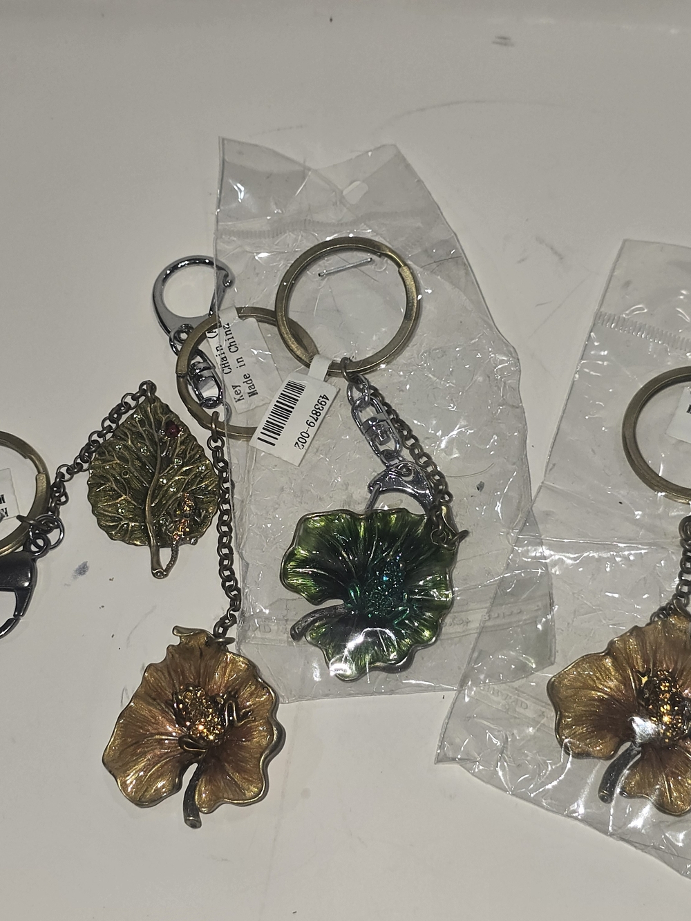 Floral Metal Keychains - Green & Bronze Flower Charms